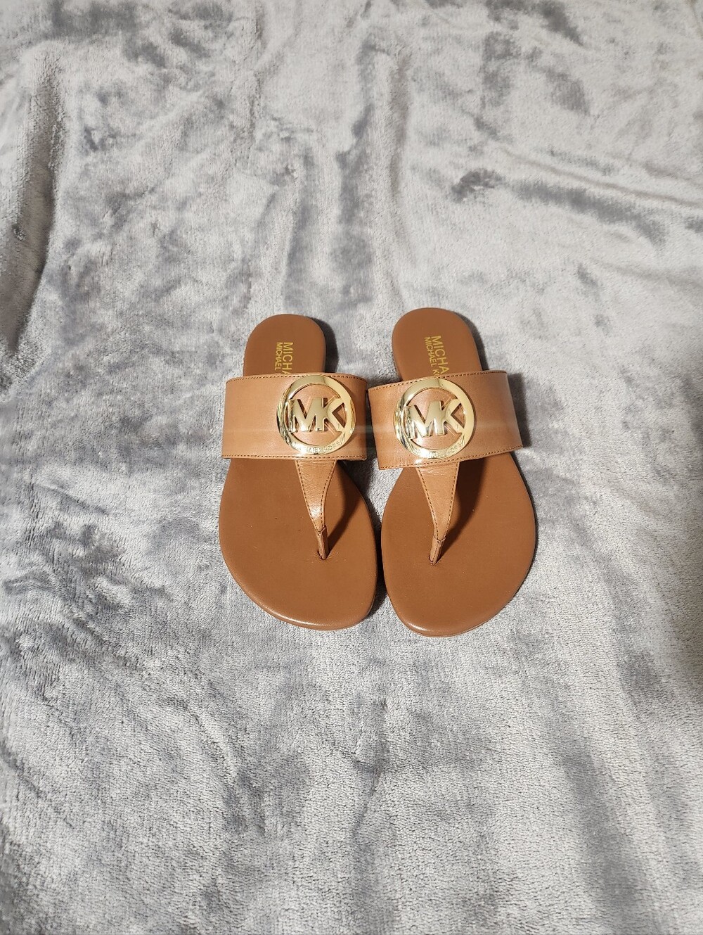 Michael Kors Women's Tan MK Logo Thong Sandals